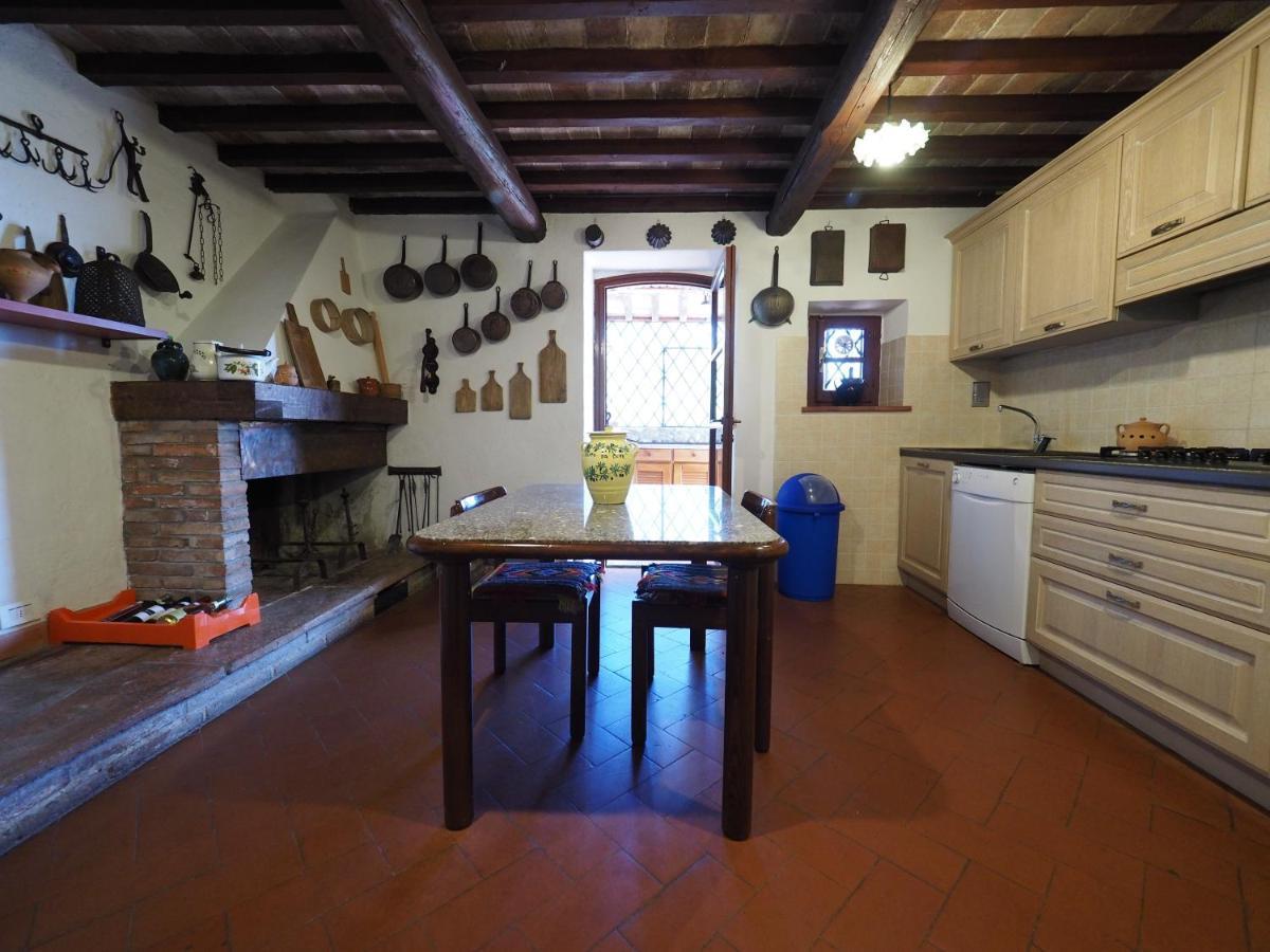Affittacamere Sassi Bianchi Sensano Esterno foto