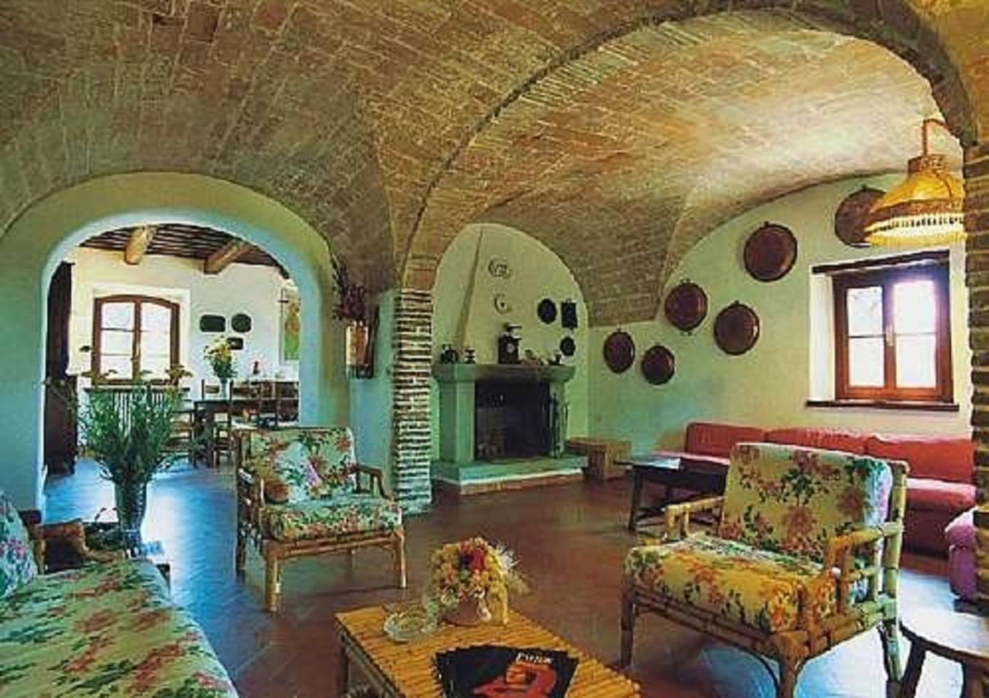 Affittacamere Sassi Bianchi Sensano Esterno foto